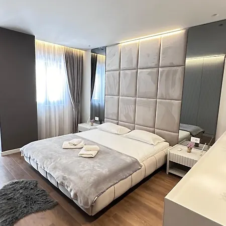 Frida Luxury Apartment