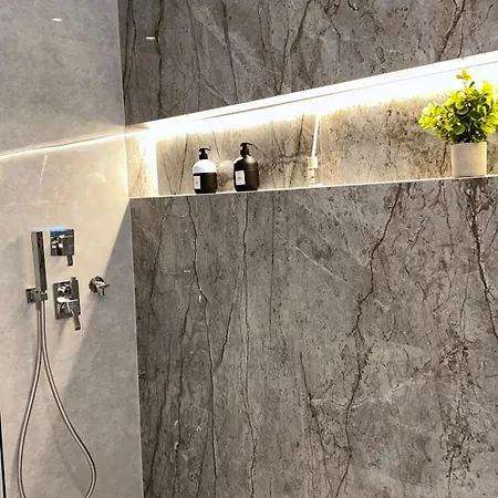 Apartment Frida Luxury Tirana
